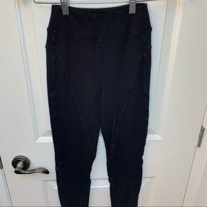 Aritzia Wilfred black leggings pants